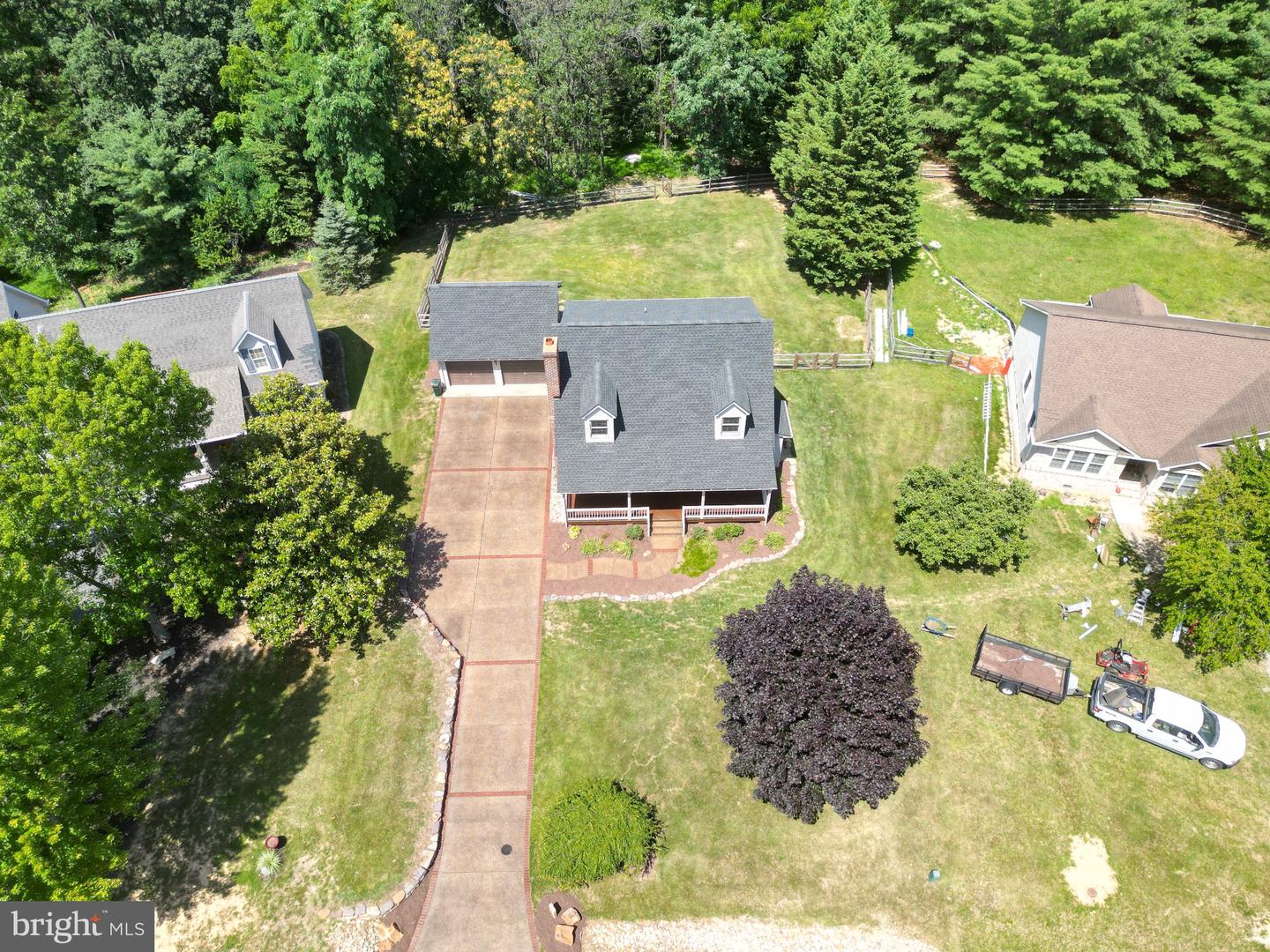 3175 Lanier Ln Property Photo 4