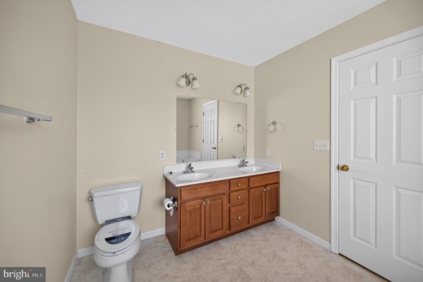 243 Morningside Dr Property Photo 54