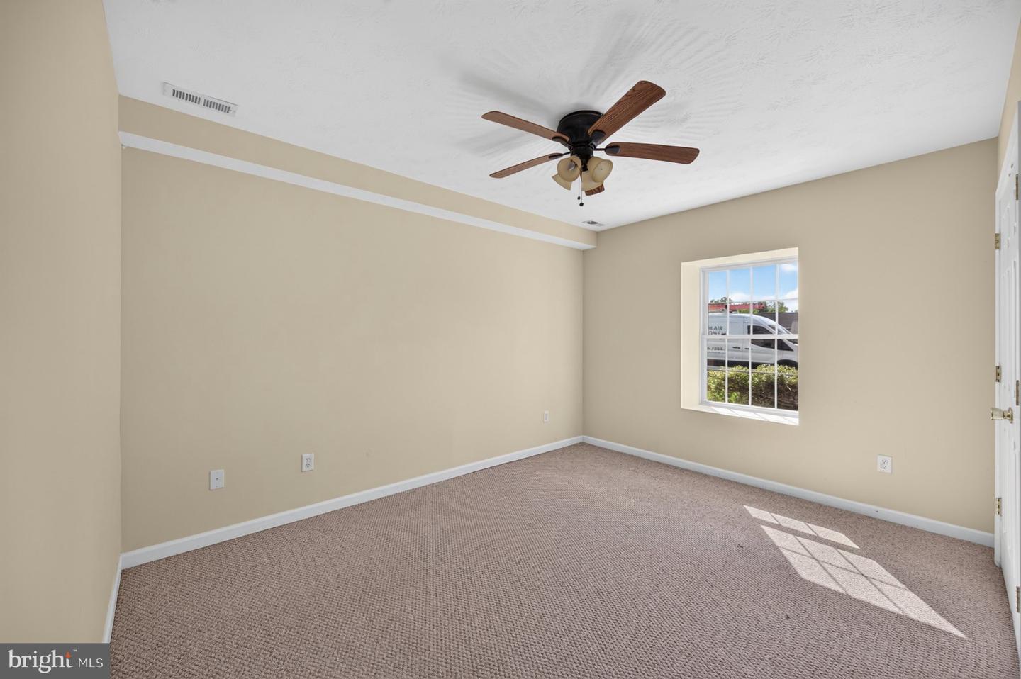 243 Morningside Dr Property Photo 60