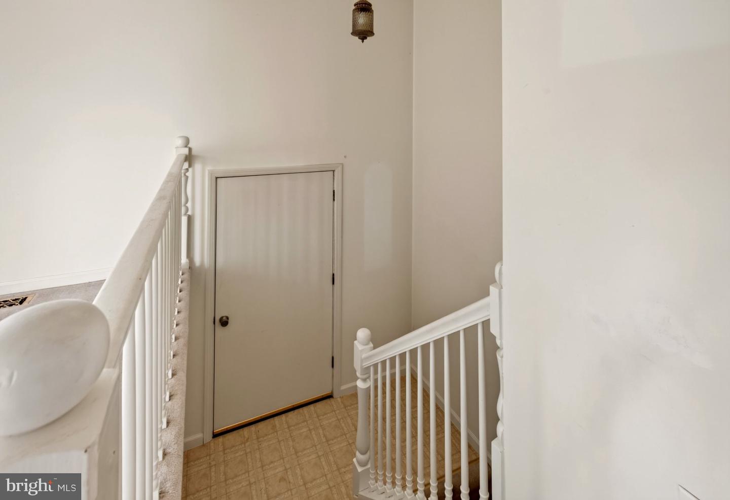 106 Hillside Ave Property Photo 3