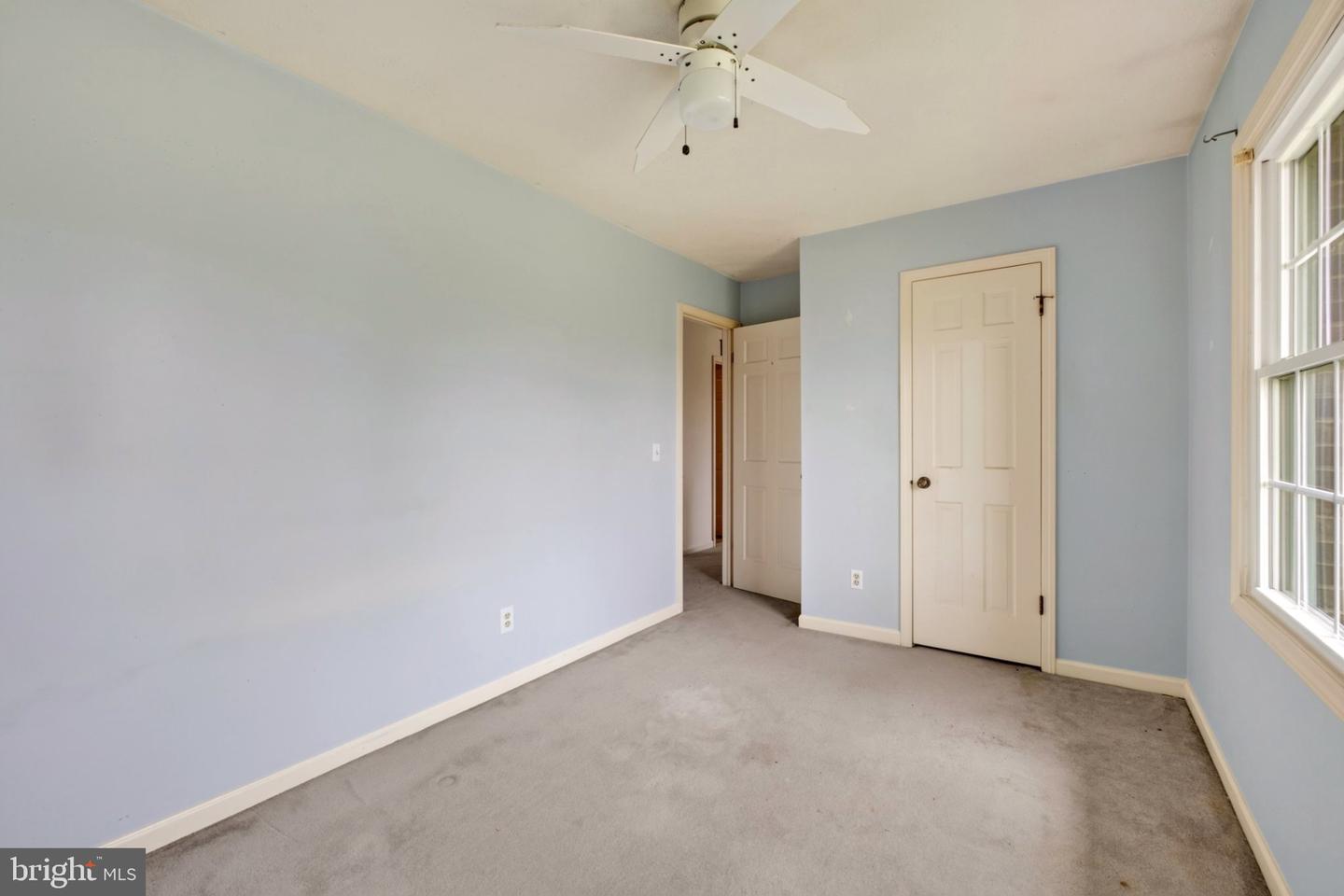 106 Hillside Ave Property Photo 6
