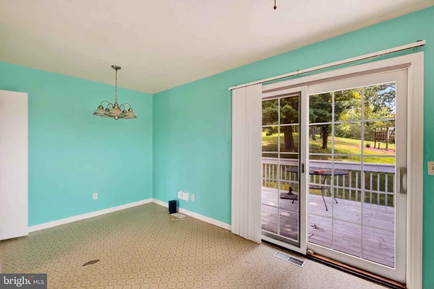 106 Hillside Ave Property Photo 14