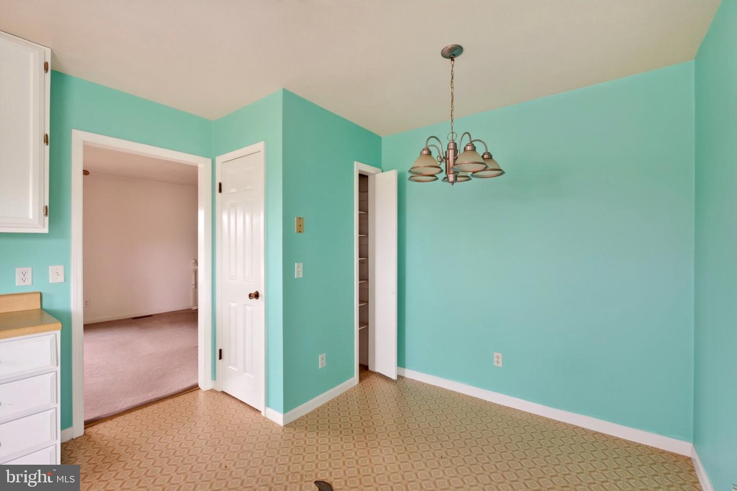 106 Hillside Ave Property Photo 15