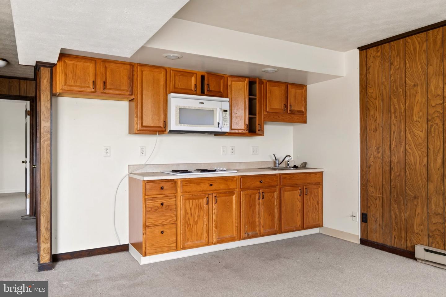 106 Hillside Ave Property Photo 19