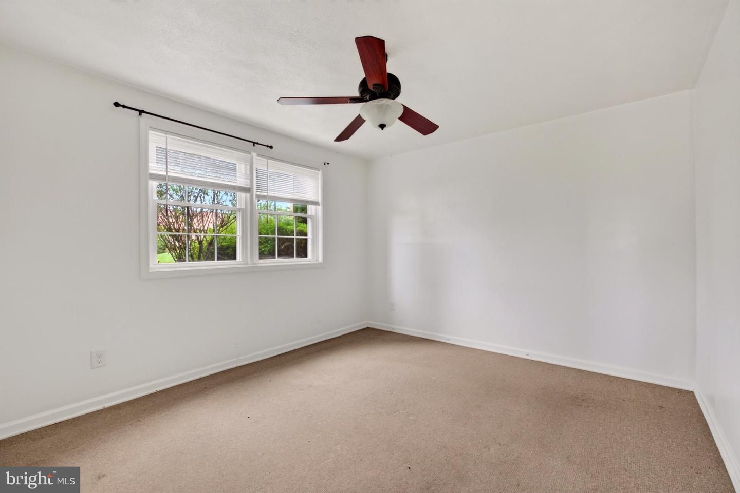 106 Hillside Ave Property Photo 20