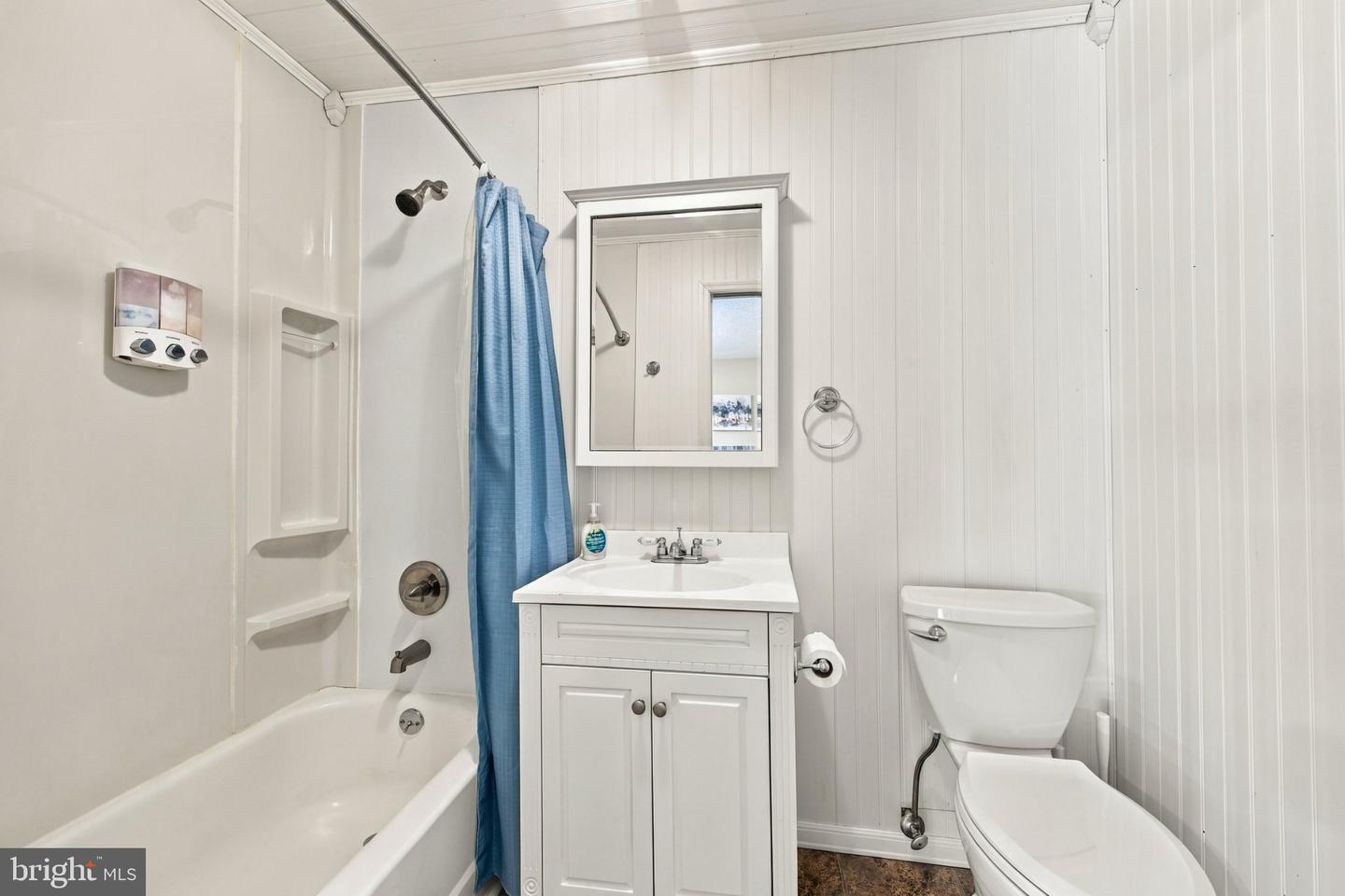 134 Page Ct Property Photo 44