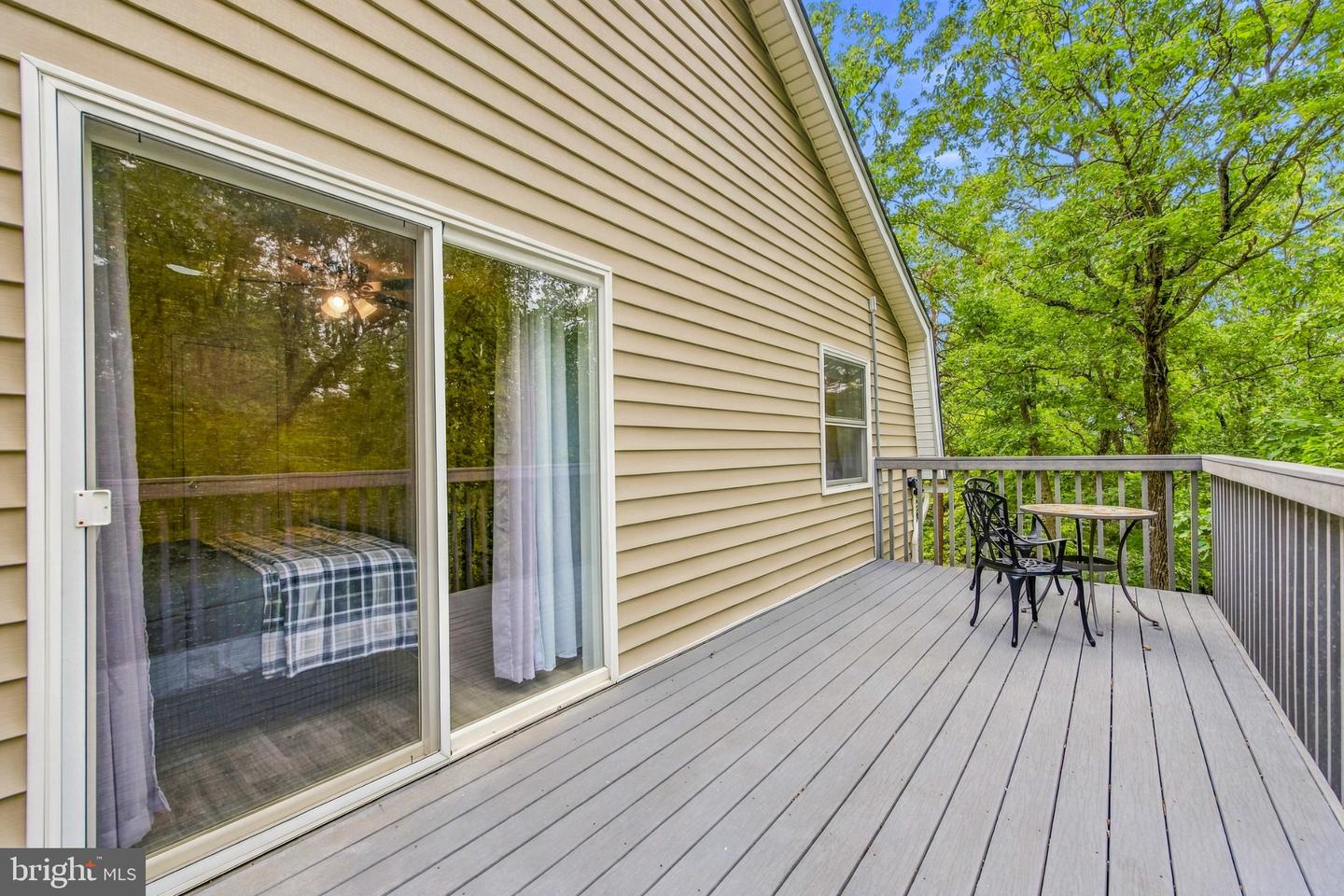 134 Page Ct Property Photo 45