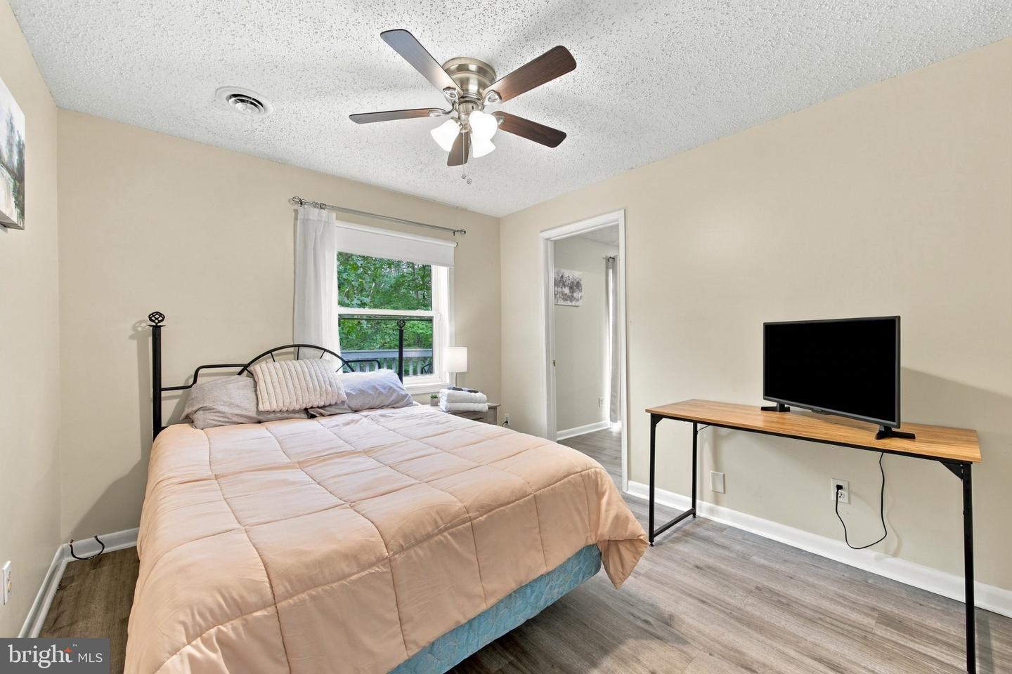 134 Page Ct Property Photo 49