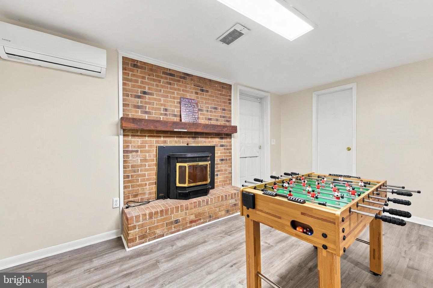 134 Page Ct Property Photo 56