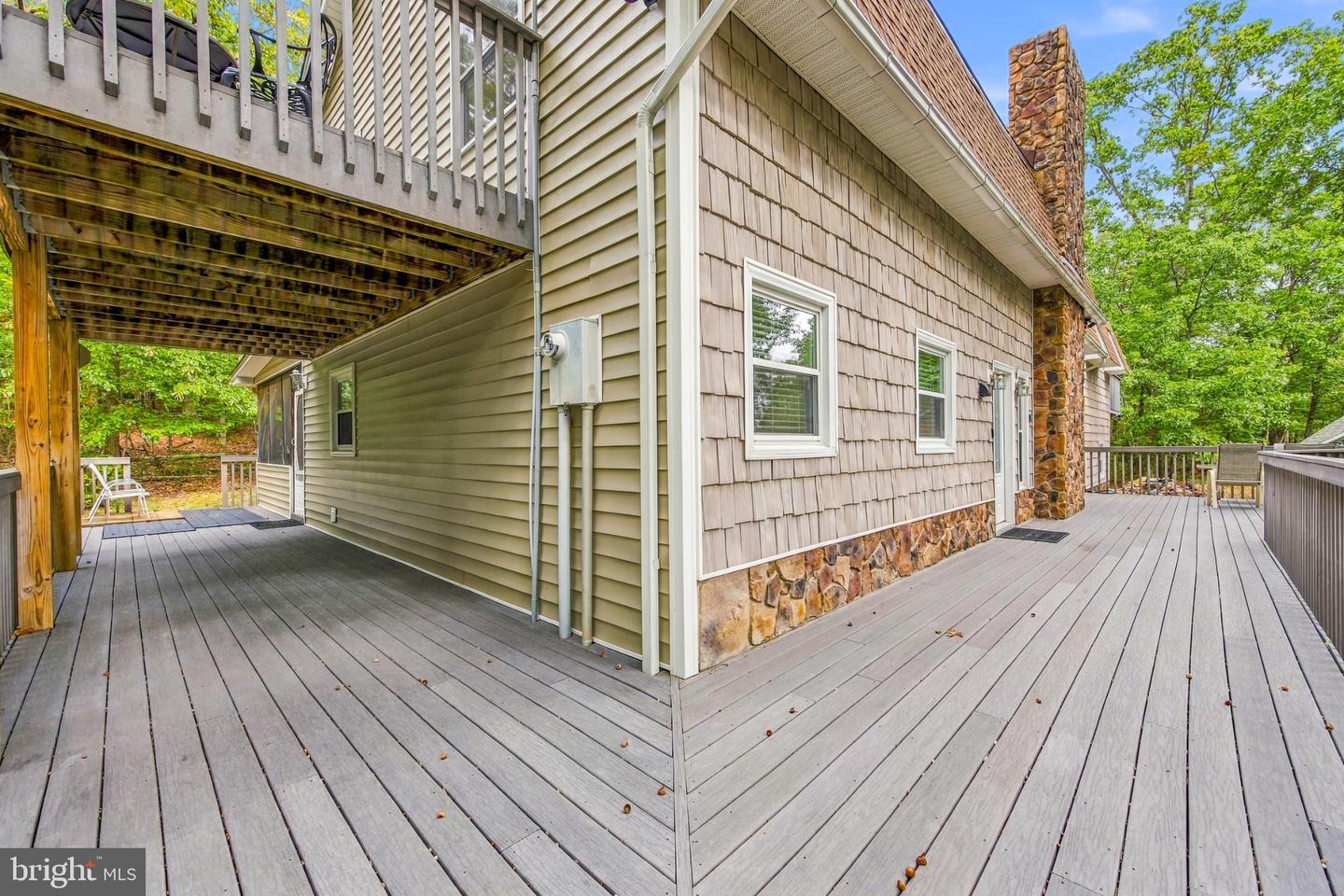 134 Page Ct Property Photo 67