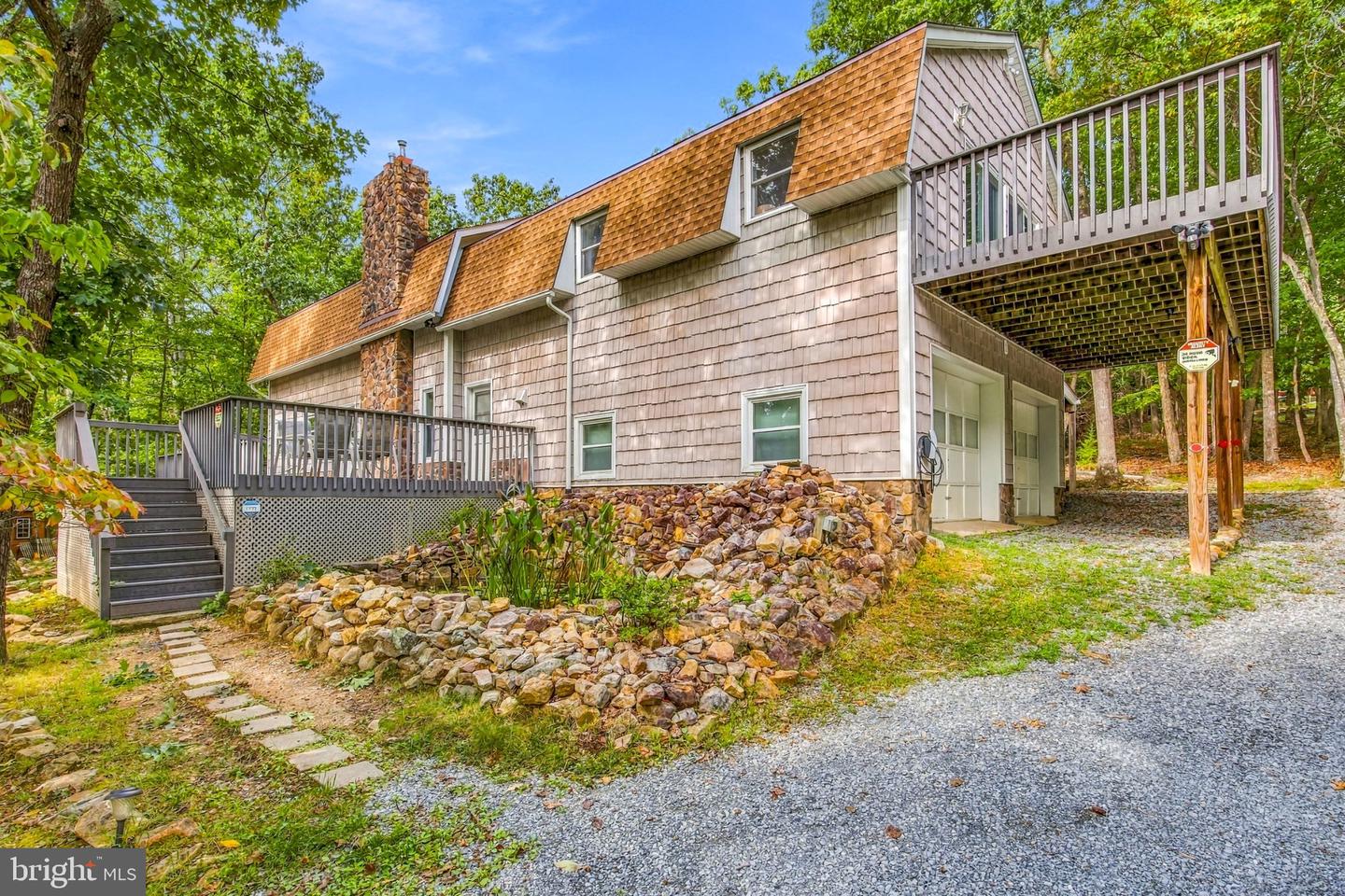 134 Page Ct Property Photo 79