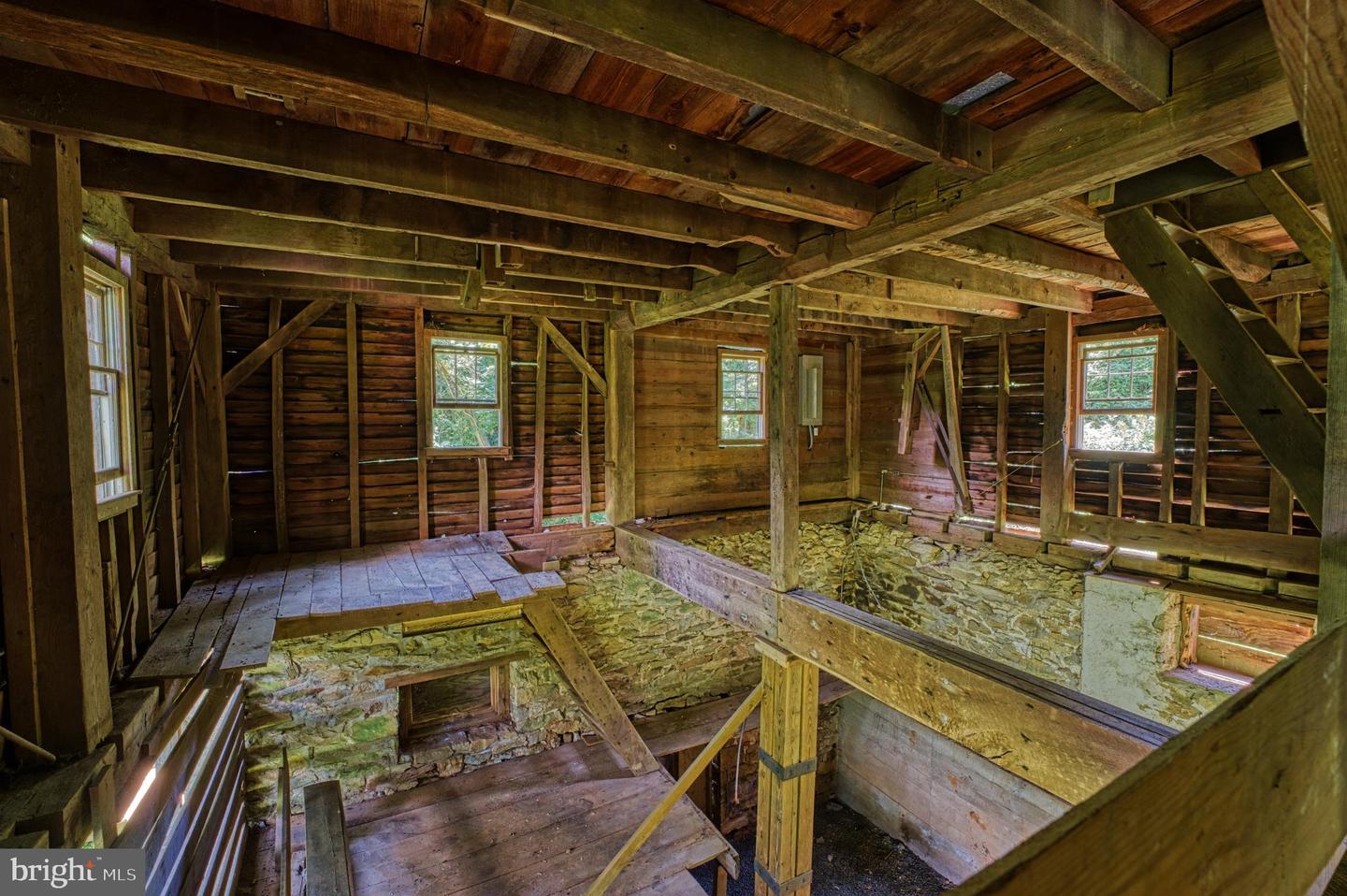 18 Old Mill Rd Property Photo 21