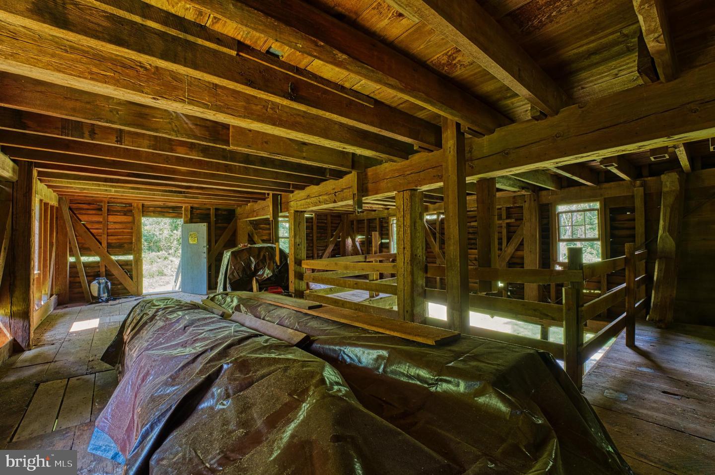 18 Old Mill Rd Property Photo 11