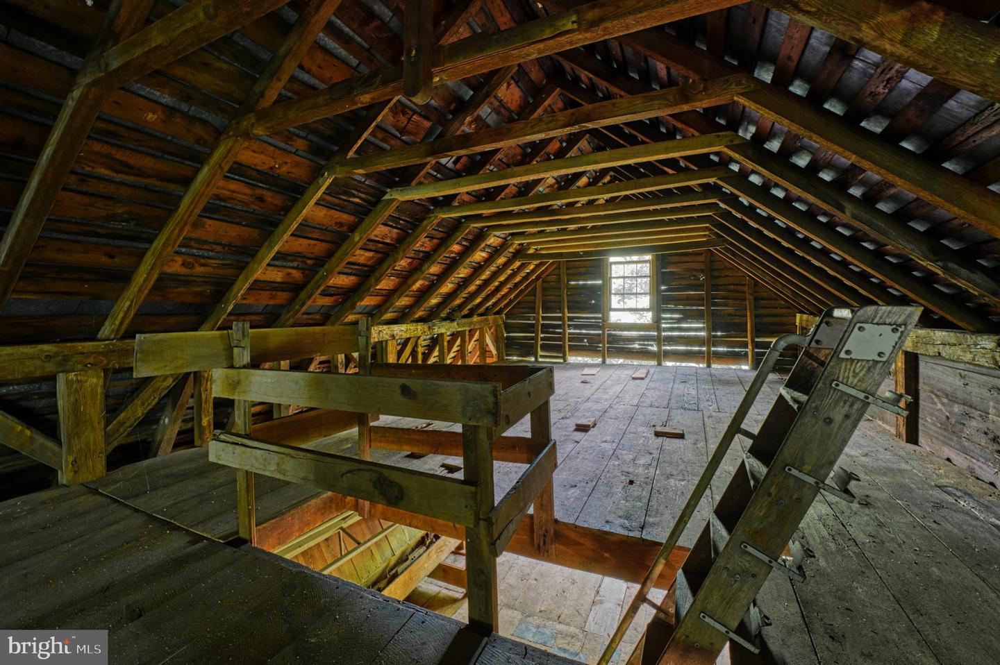 18 Old Mill Rd Property Photo 16