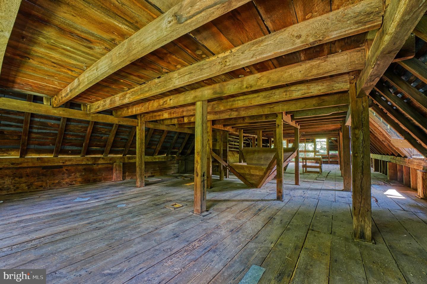 18 Old Mill Rd Property Photo 19