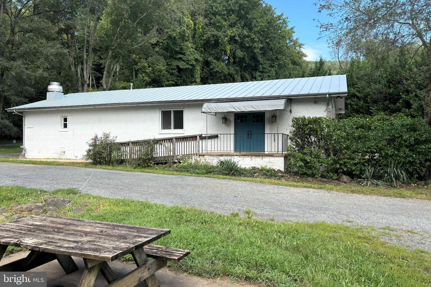 11763 Lee Highway Property Photo 19