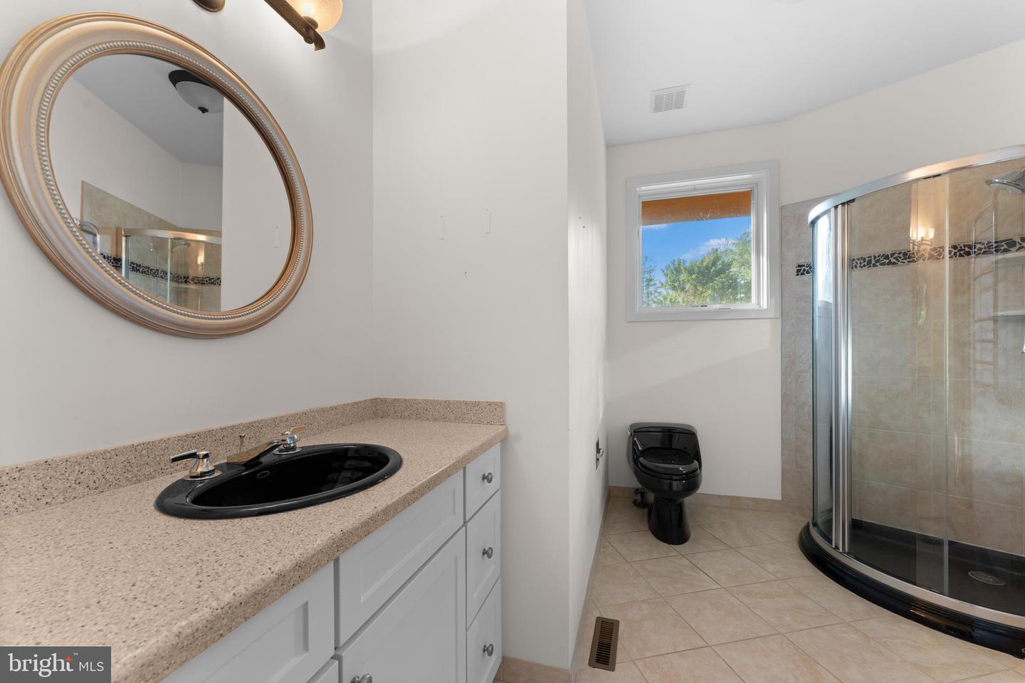 243 Aaron Mountain Rd Property Photo 32
