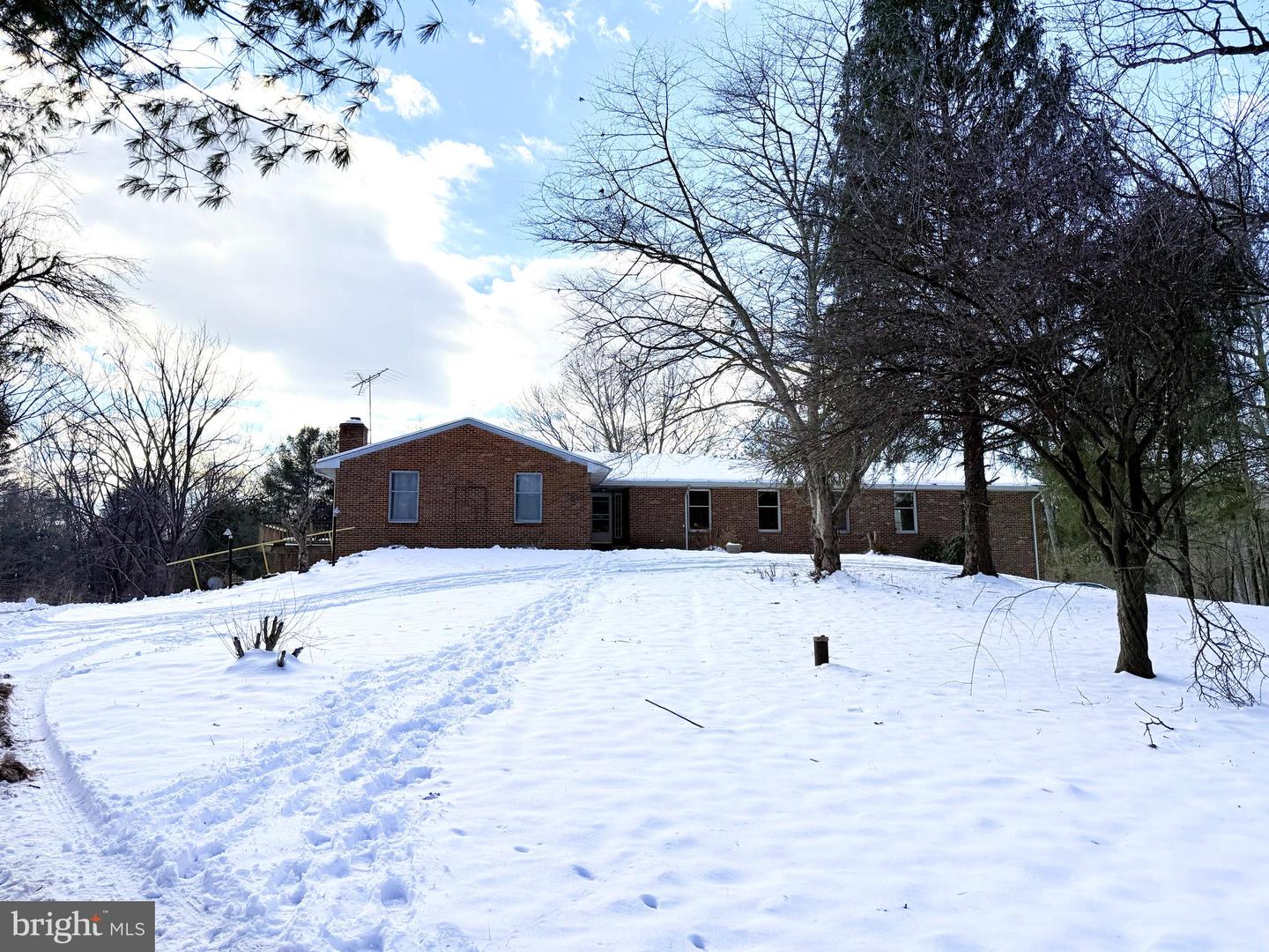 14428 Lee Hwy Property Photo