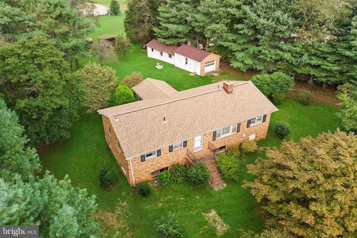 15191 Waterloo Rd Property Photo
