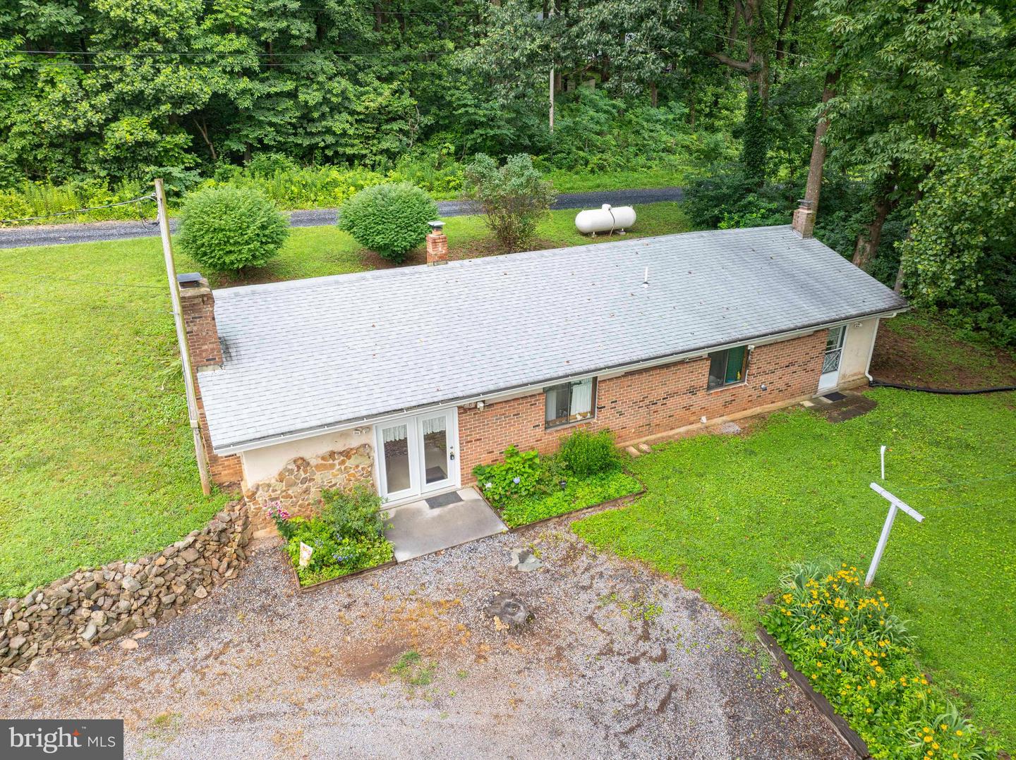 112 HIGHLAND WAY