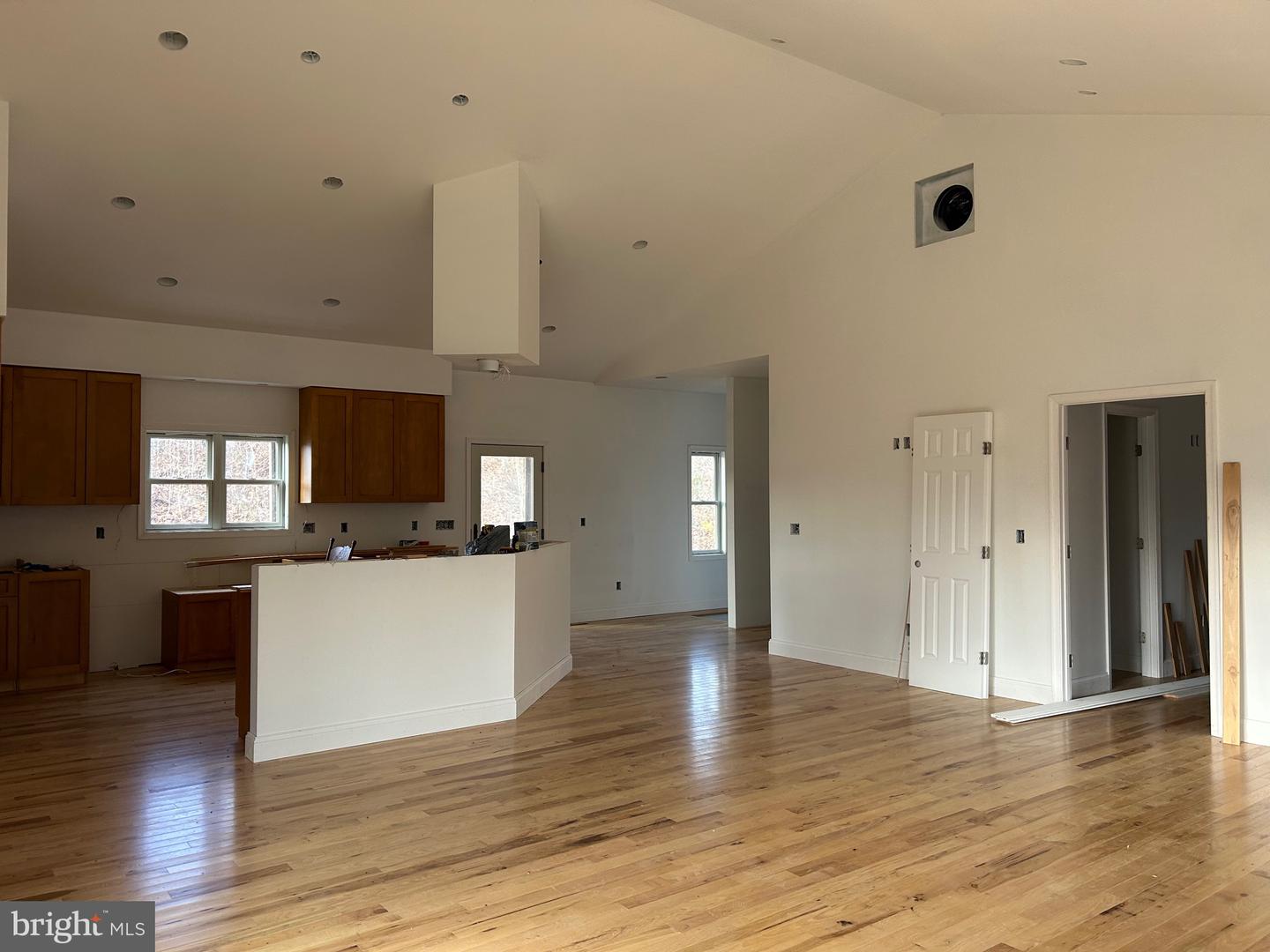 342 Poes S Property Photo 11