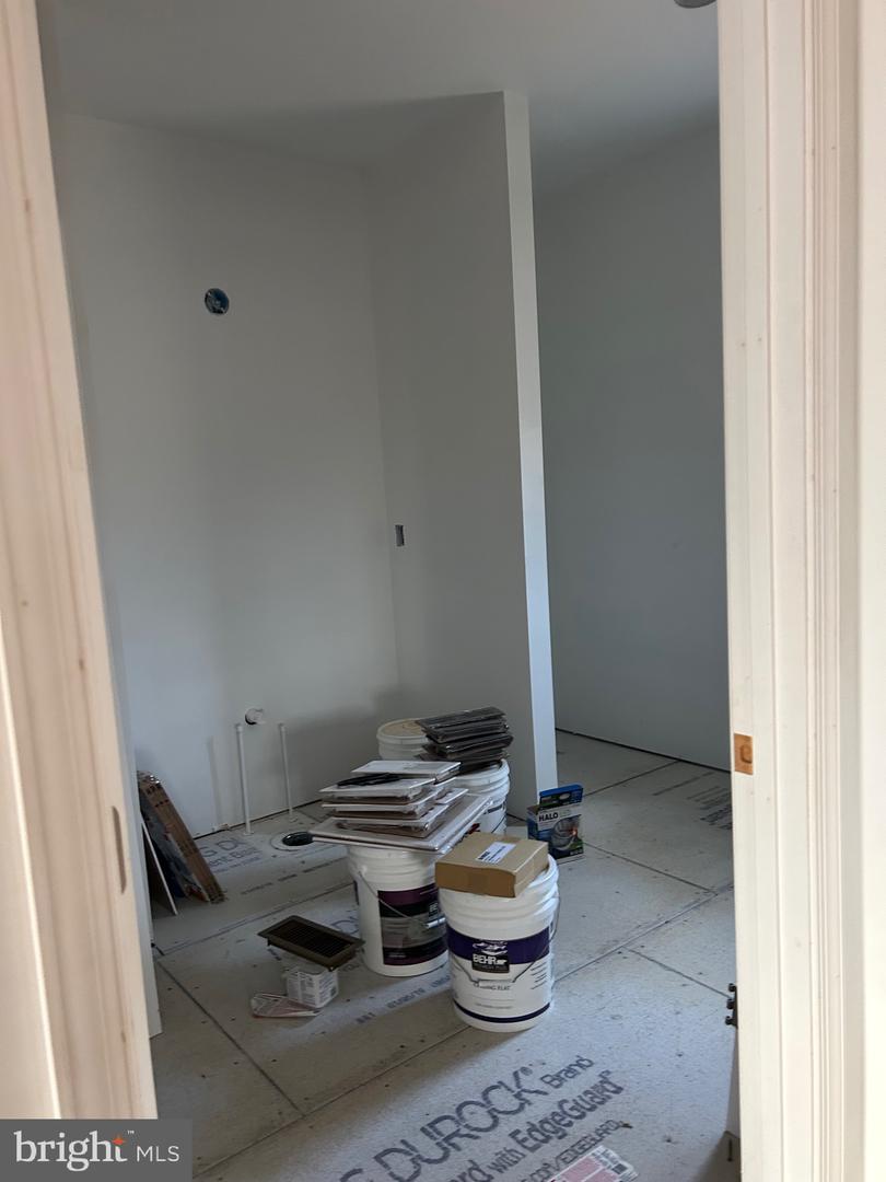 342 Poes S Property Photo 14
