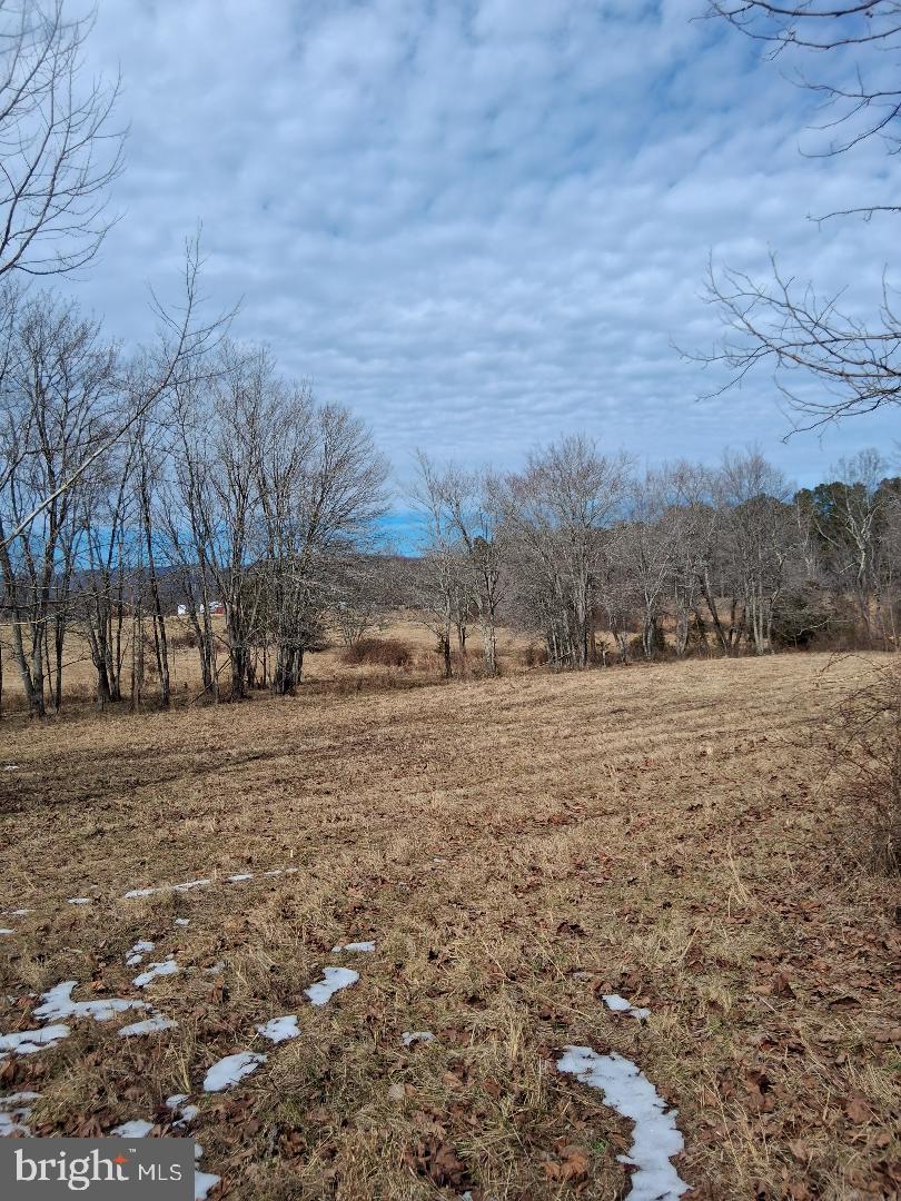 369-a Rock Mills Rd #a Property Photo 4