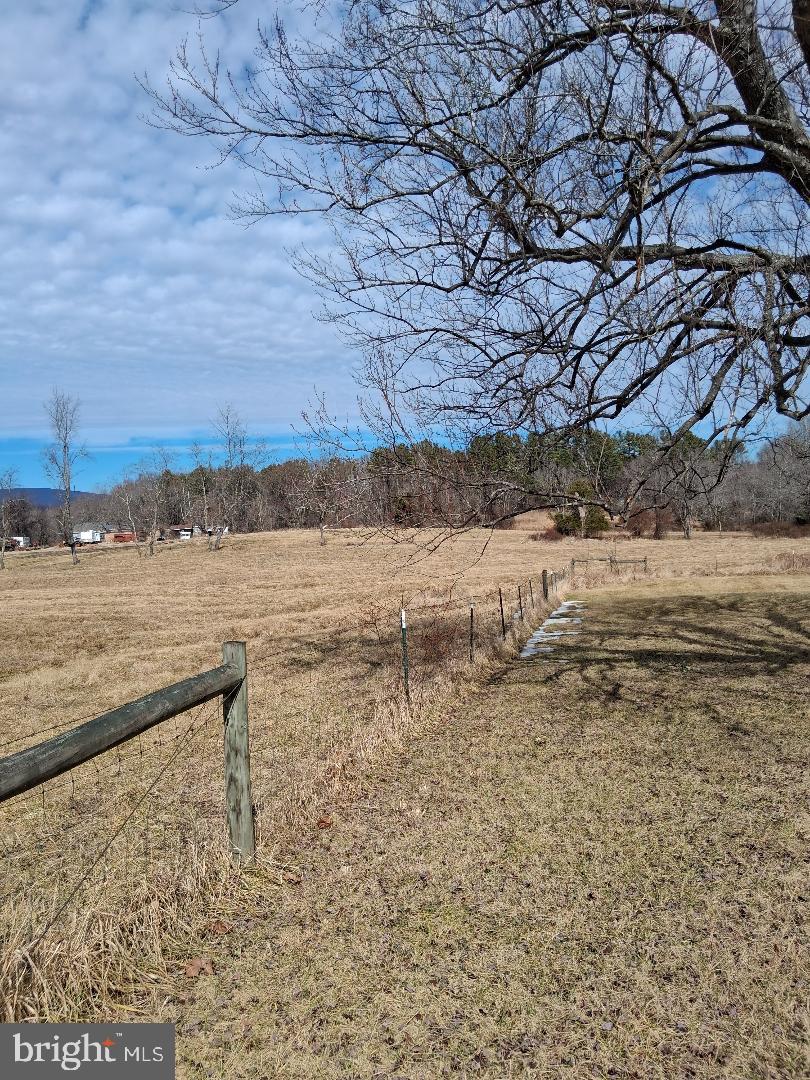 369-a Rock Mills Rd #a Property Photo 11