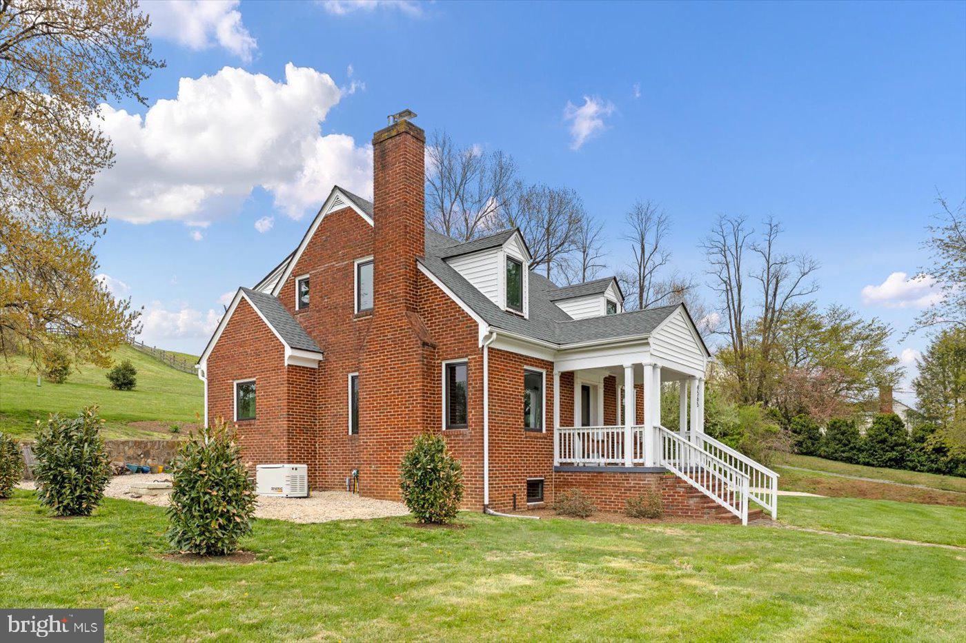 4565 Sperryville Pike Property Photo 6