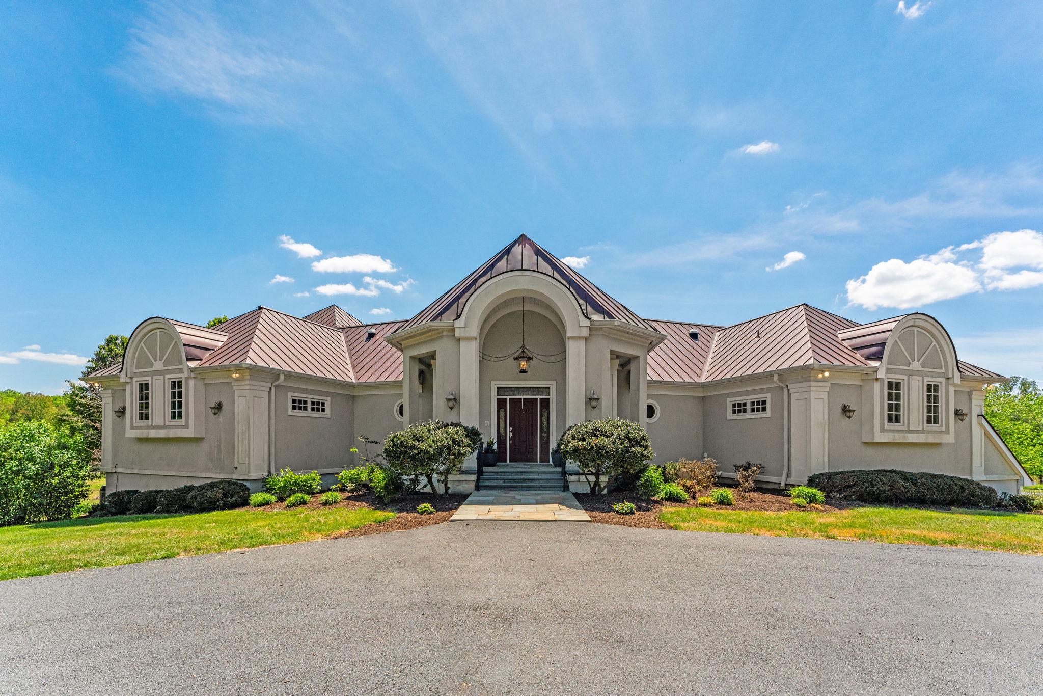 80 Narmada Ln Property Photo 2