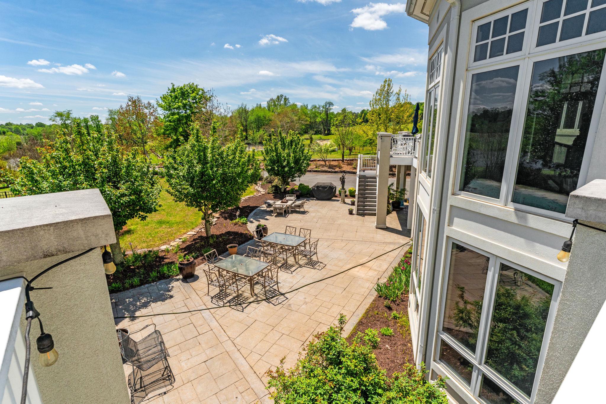80 Narmada Ln Property Photo 10
