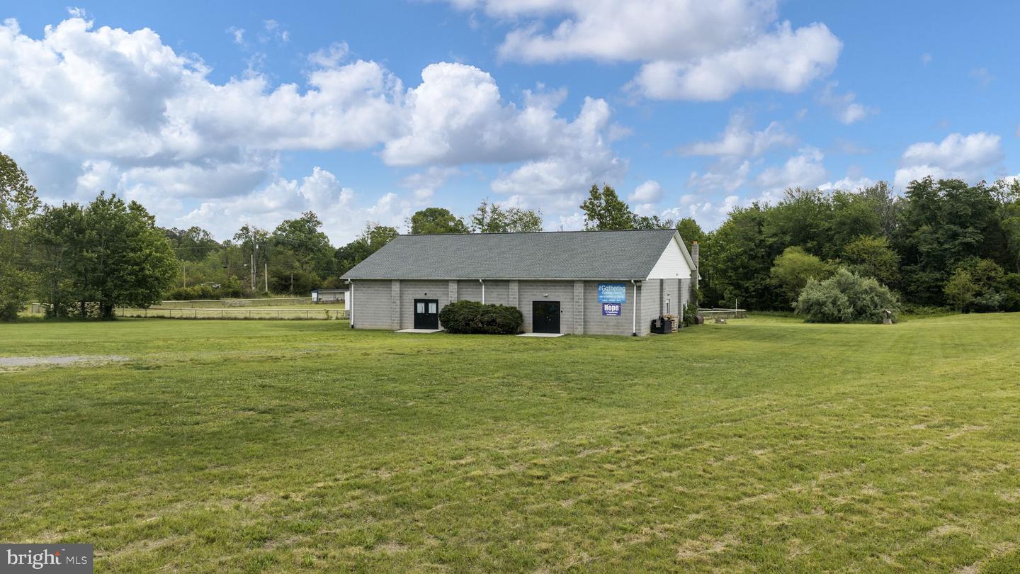 9 Payne Ln Property Photo 6