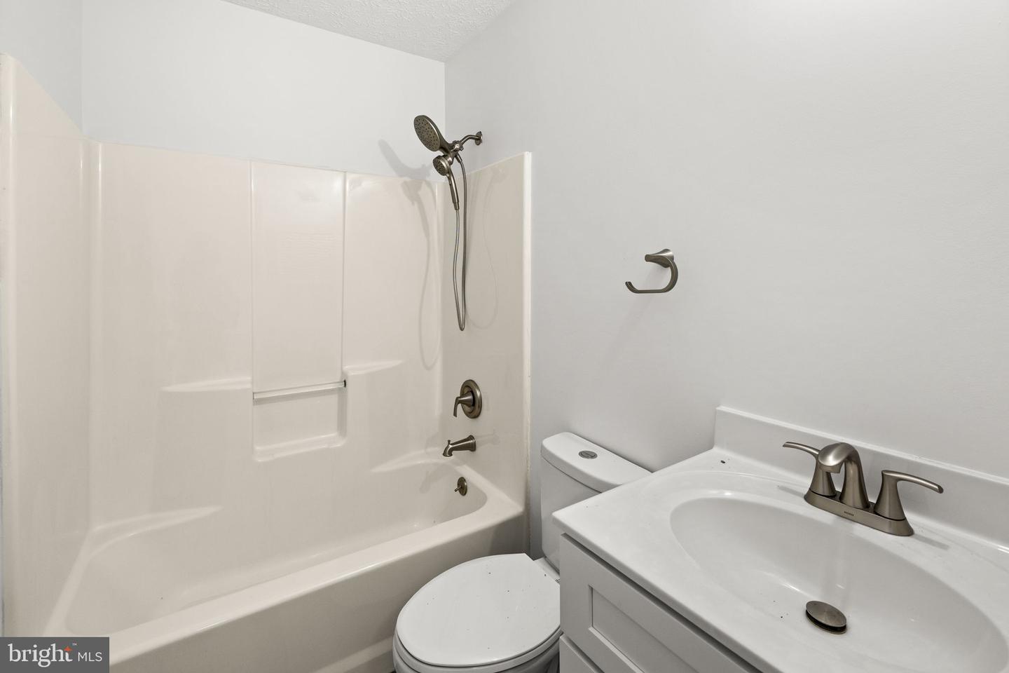 9 Payne Ln Property Photo 27