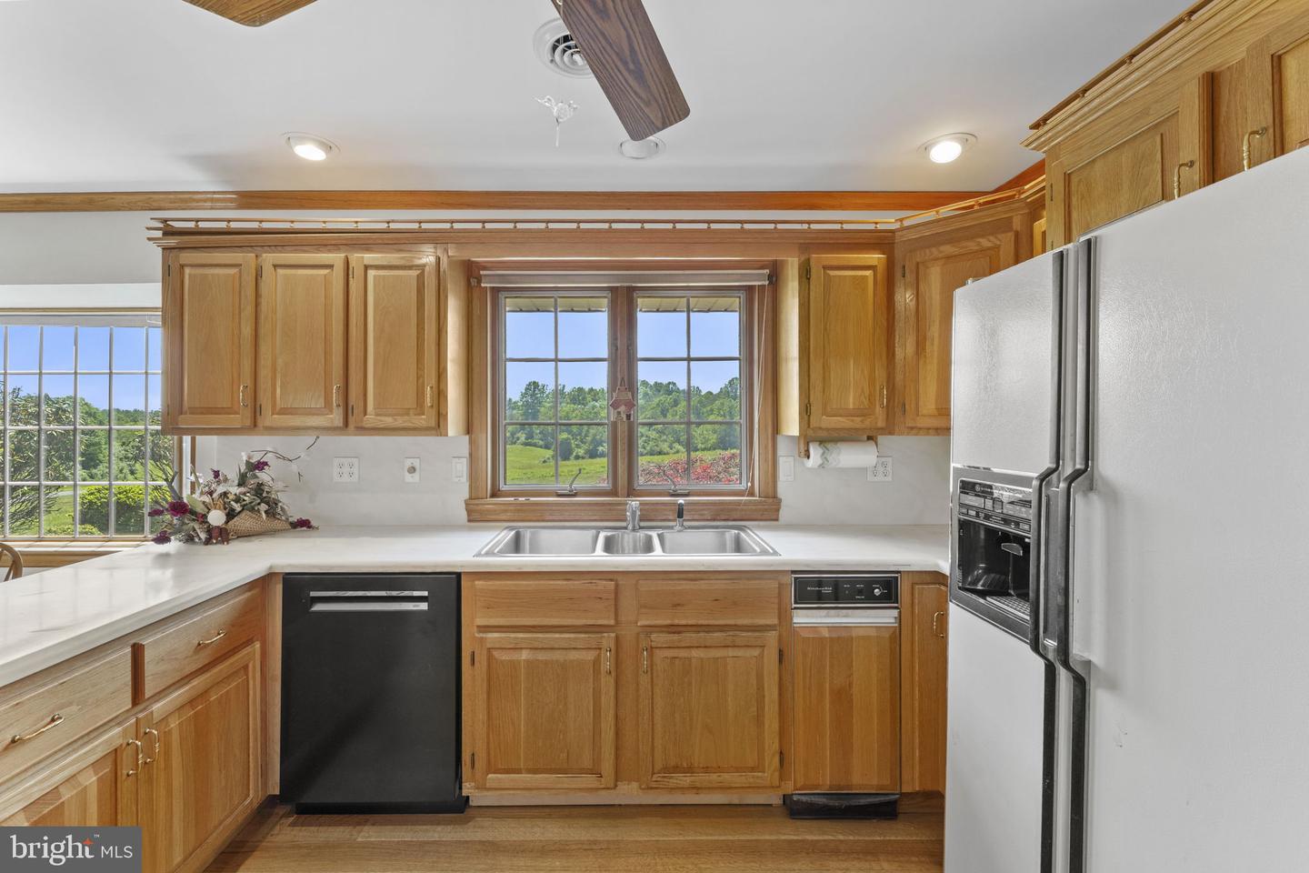176 Rock Mills Rd Property Photo 12