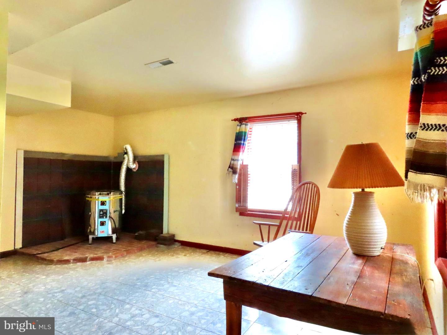 13782 Crest Hill Rd Property Photo 25