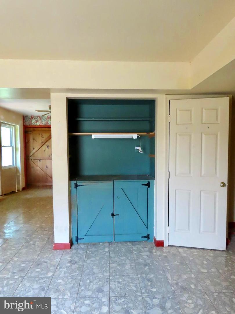 13782 Crest Hill Rd Property Photo 26