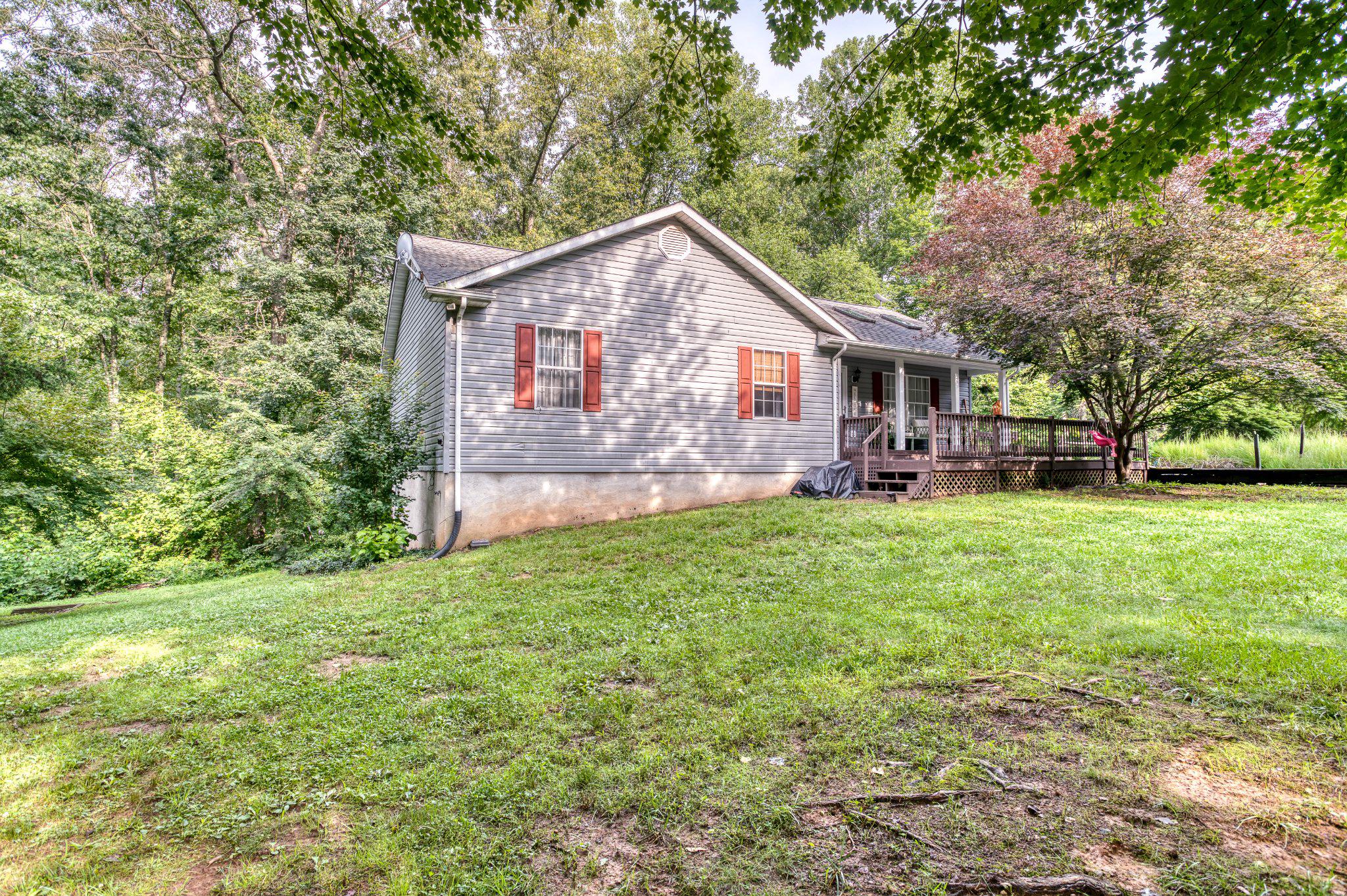 3 Grandie Ln Property Photo 1