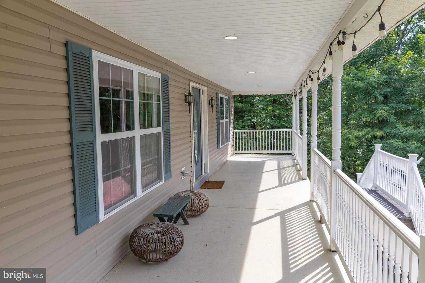 30 Annies Ln Property Photo 18