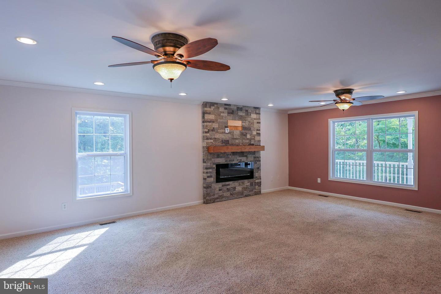 30 Annies Ln Property Photo 26