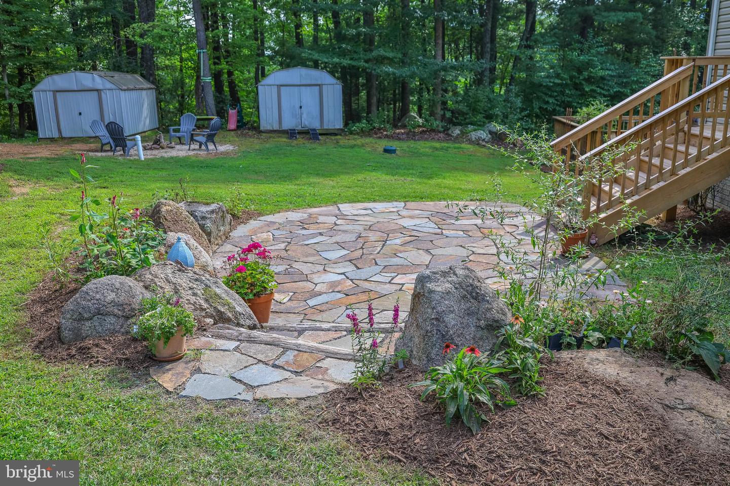 30 Annies Ln Property Photo 55