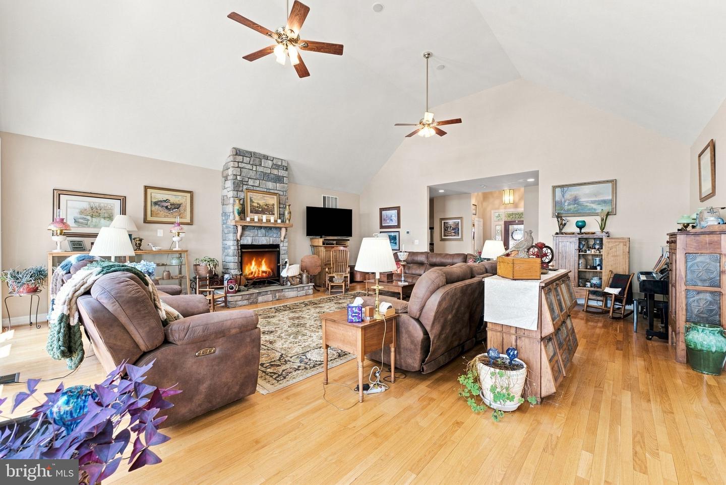 362 Rediviva Ln Property Photo 18