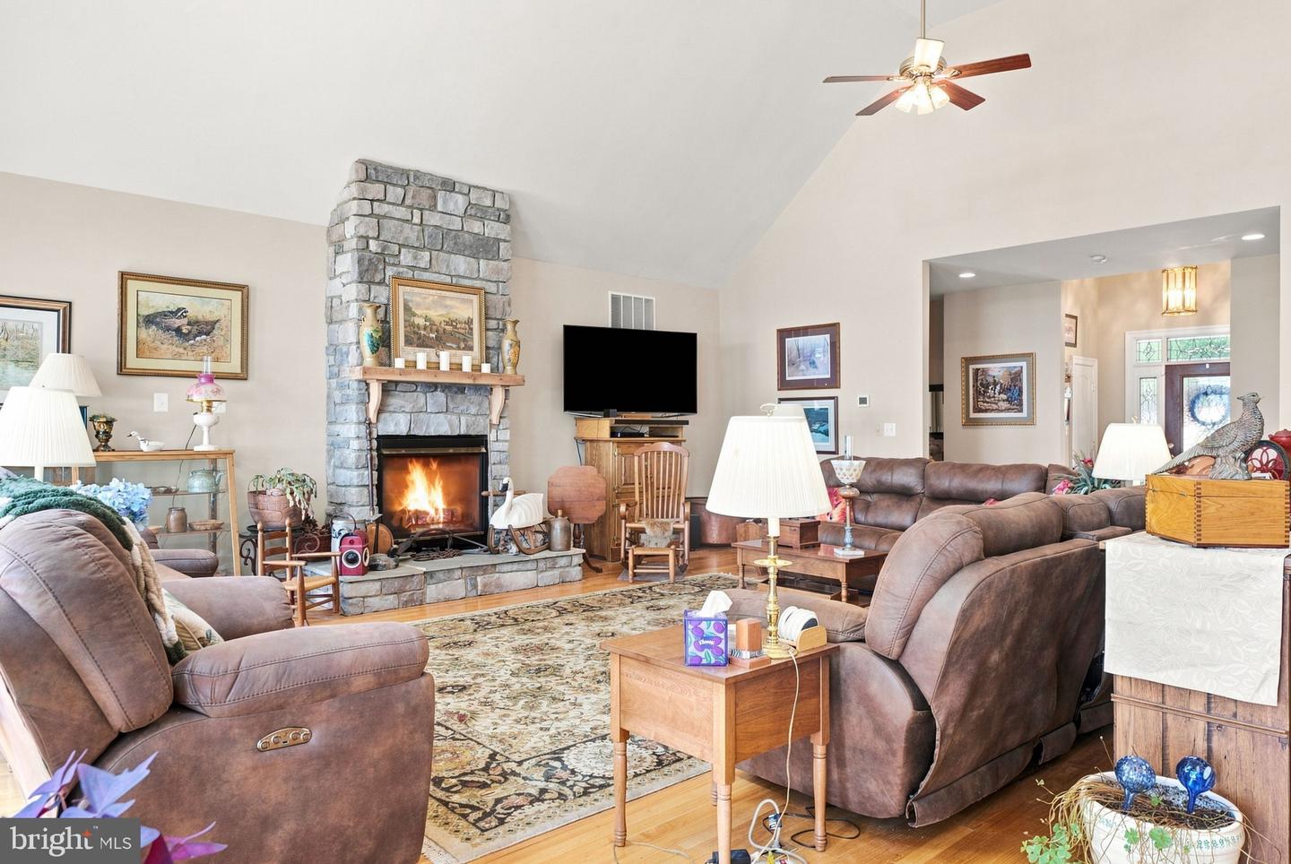 362 Rediviva Ln Property Photo 19