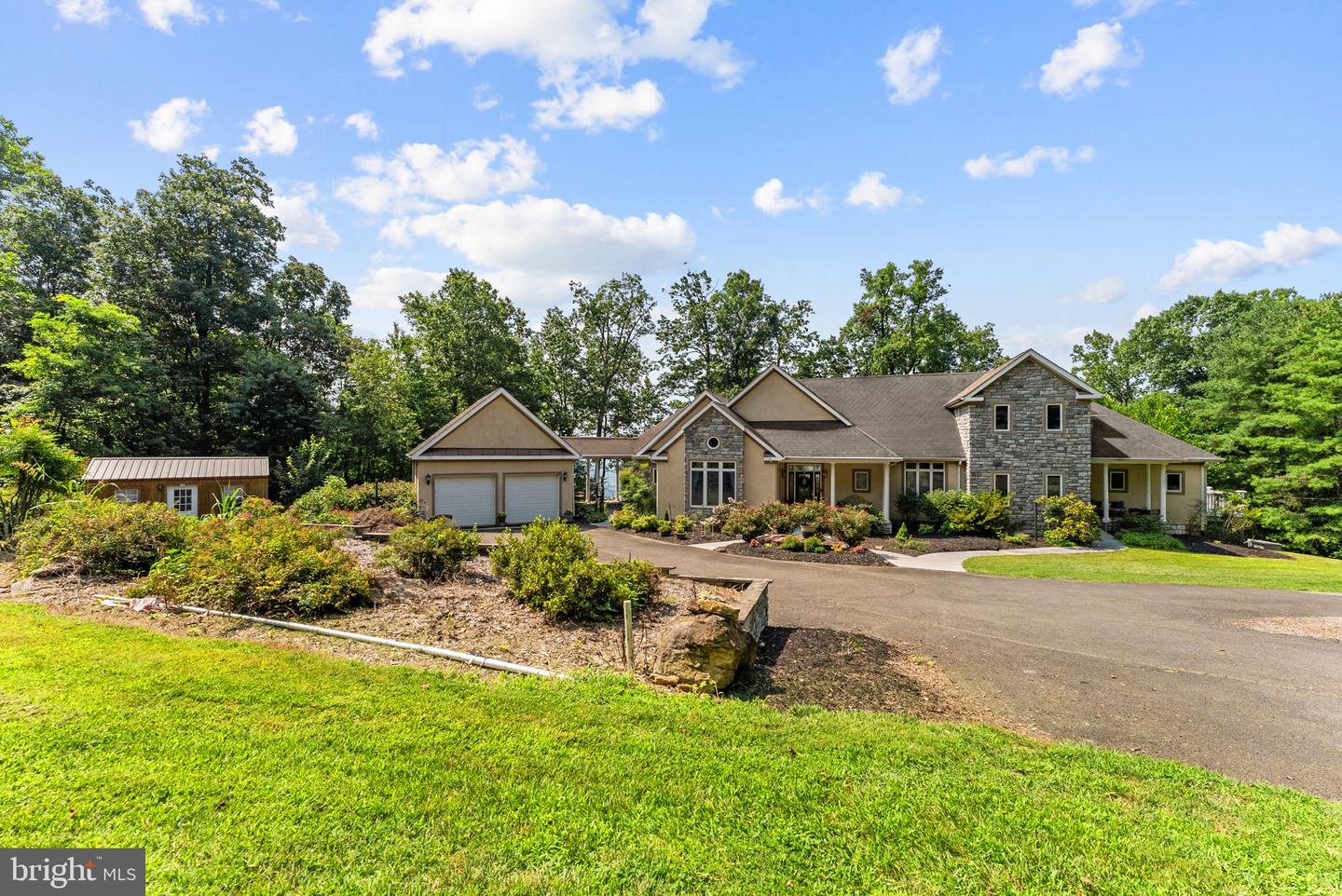 362 Rediviva Ln Property Photo 118