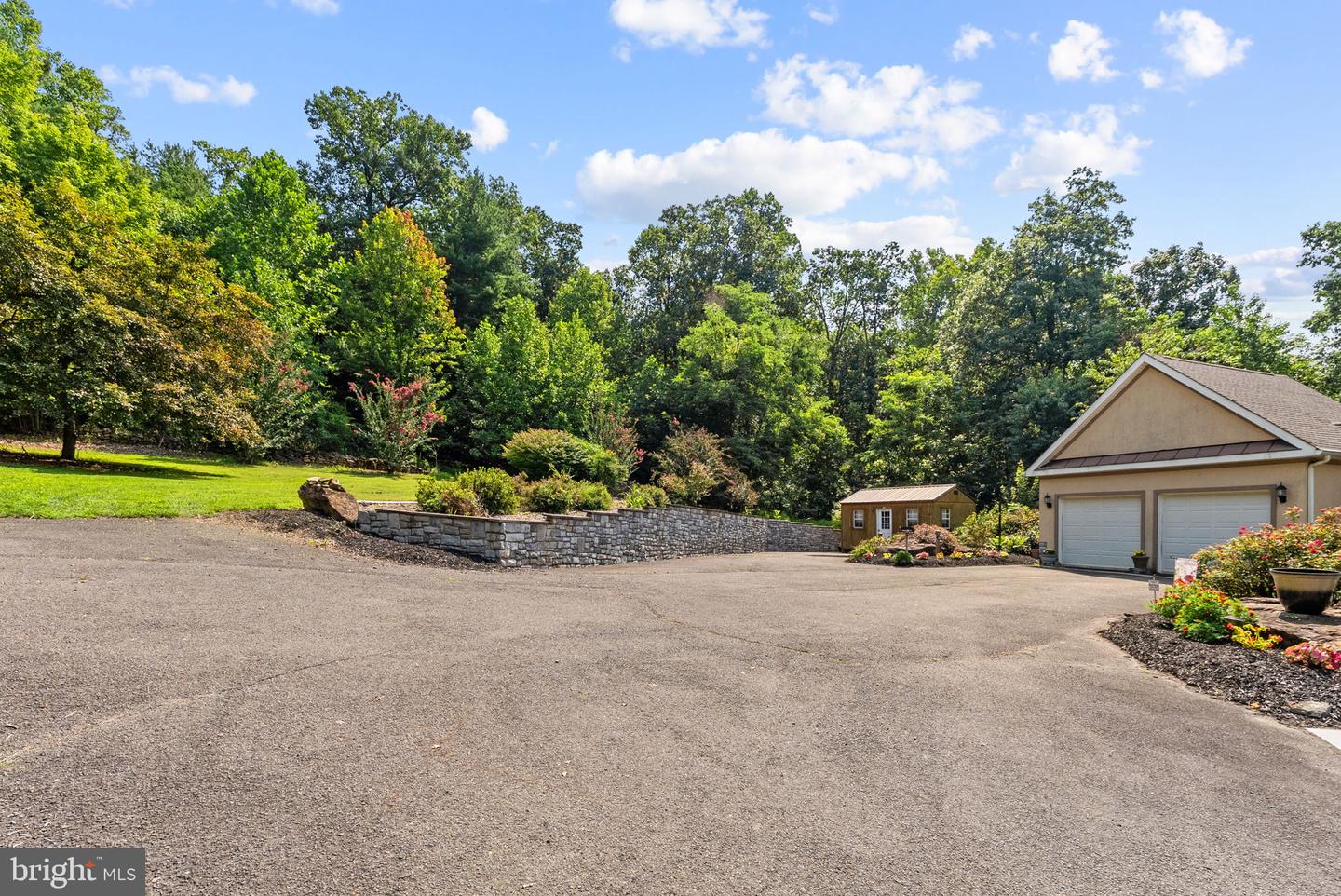 362 Rediviva Ln Property Photo 120