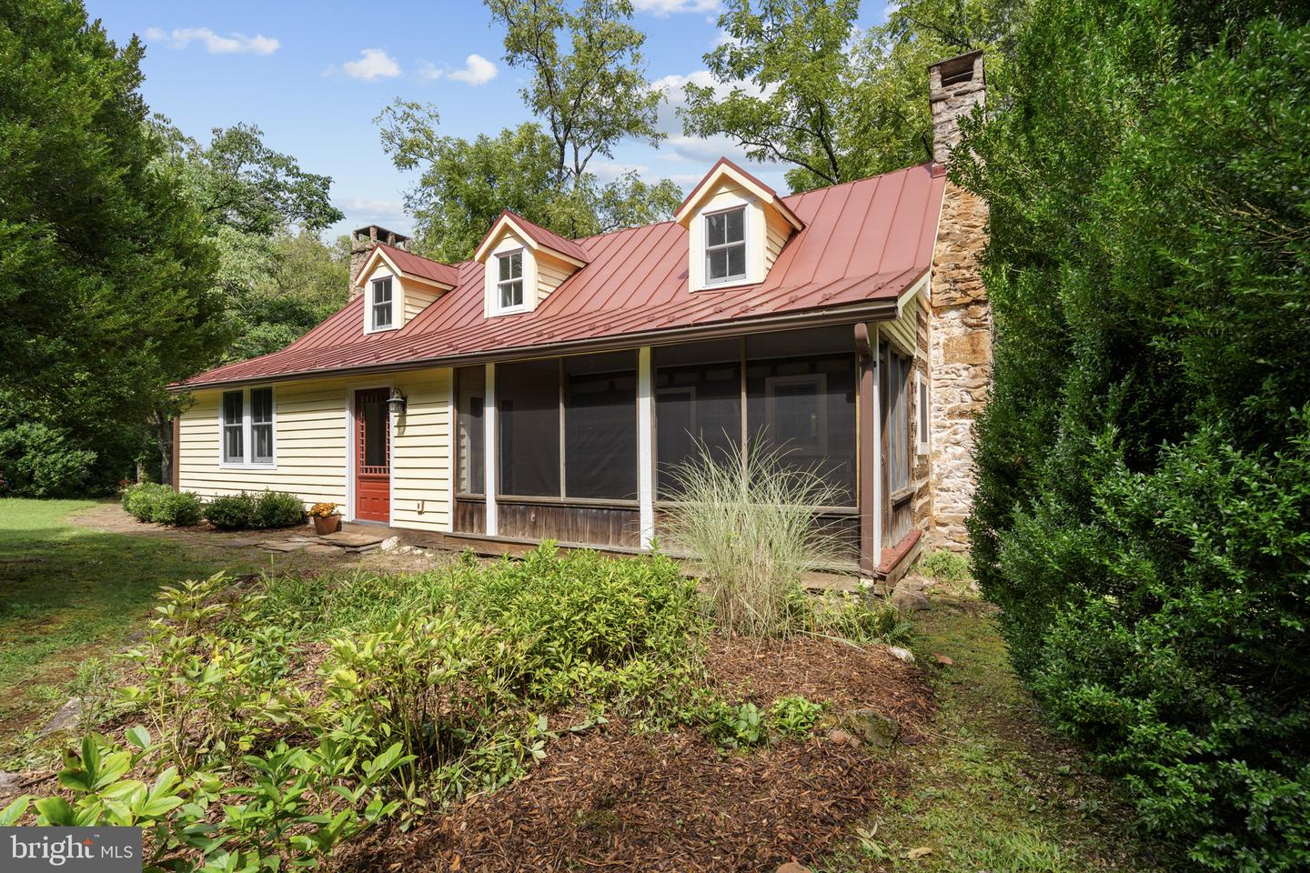 263 Lizzie Mills Rd Property Photo 4