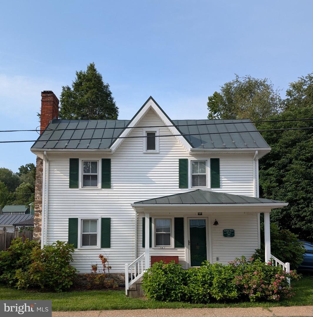 16 MAIN ST Property Photo 1