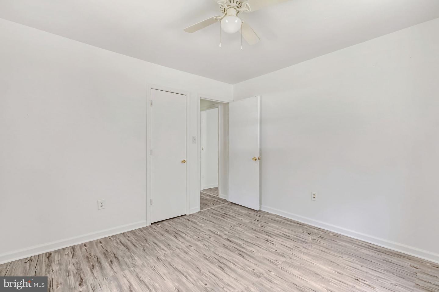 868 Simonson Rd Property Photo 15