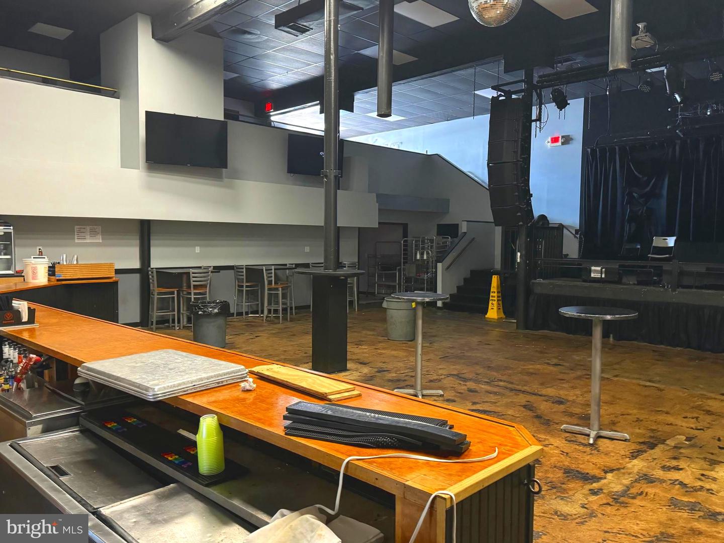 27 W Beverley St Property Photo 10