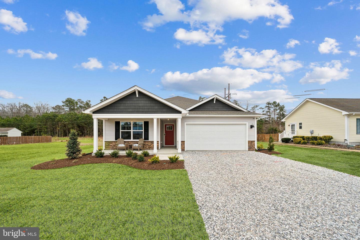 18 River Oak Dr Property Photo 1
