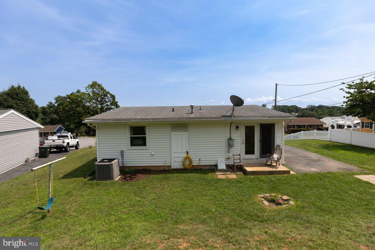 2397 Highview Cir Property Photo 39